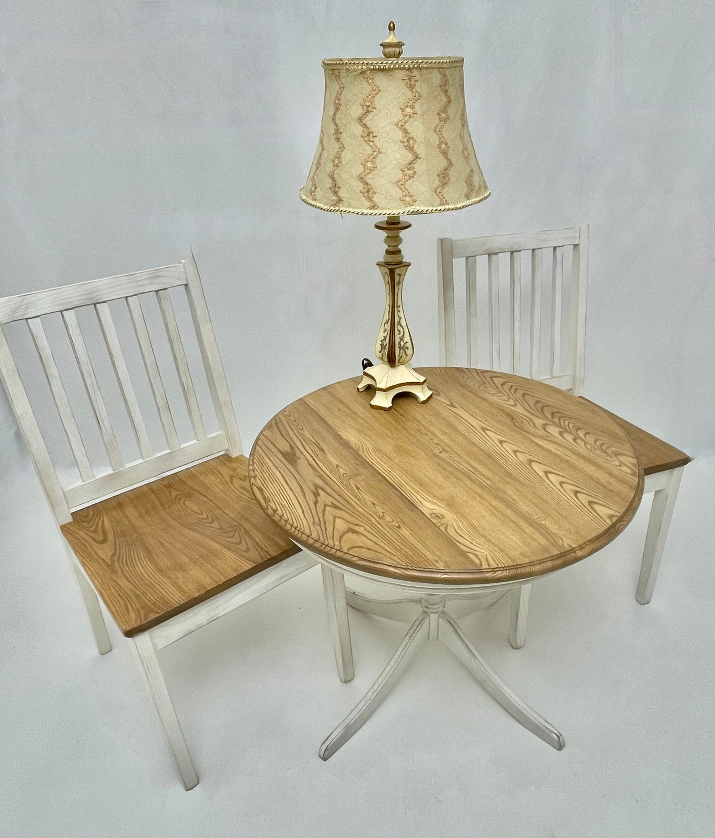 Oak & Post French Cottage Chair, Chair, French Chic, Modern Farmhouse chair, Solid Hardwood,Dining Kitchen room,French antique,French cottage,Accent chair, Vintage, handmade,